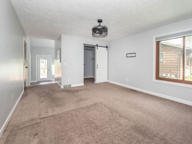 9434 Oakview Drive, Portage, MI 49024