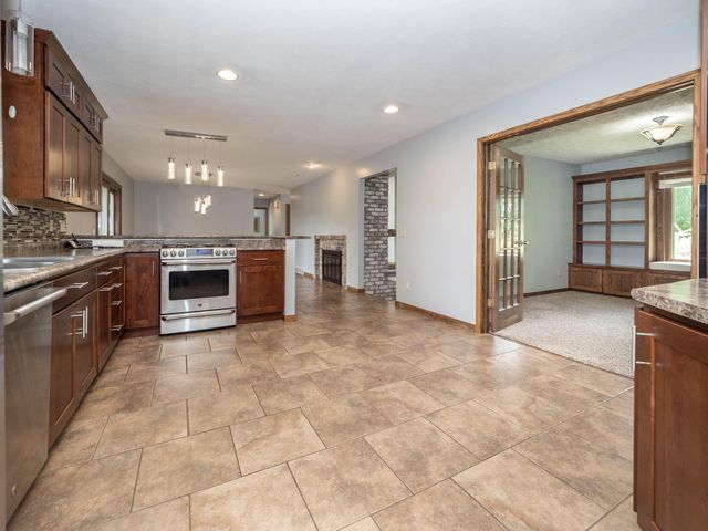 9434 Oakview Drive, Portage, MI 49024