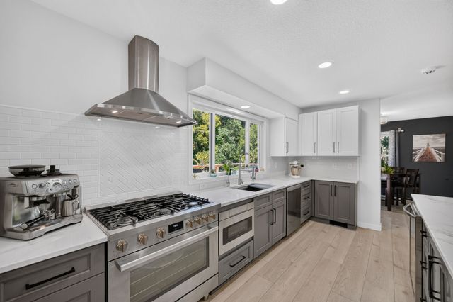 216 SW 39th Street, Des Moines, IA 50312