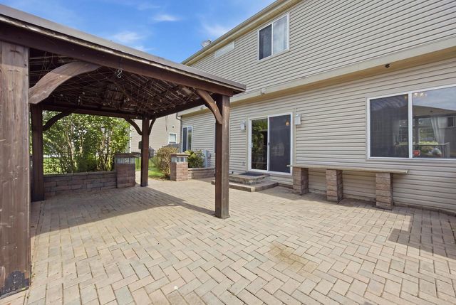 228 Norwich Drive, Bartlett, IL 60103