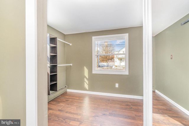 1011 E MAIN ST, Hegins, PA 17938