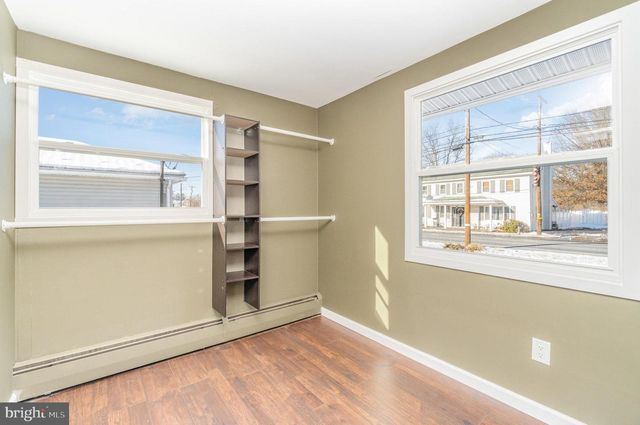 1011 E MAIN ST, Hegins, PA 17938