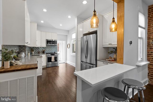 2529 EASTERN AVE, Baltimore, MD 21224