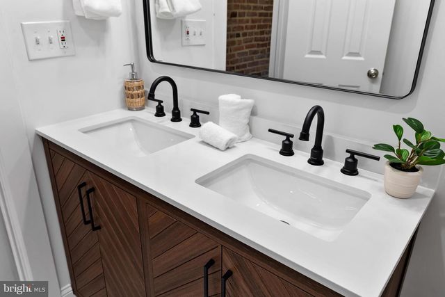 2529 EASTERN AVE, Baltimore, MD 21224