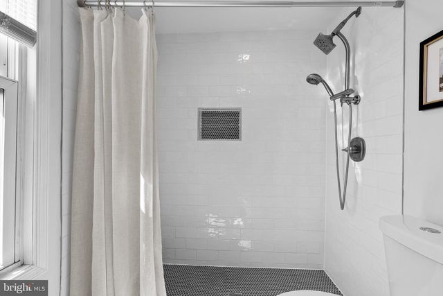 2529 EASTERN AVE, Baltimore, MD 21224