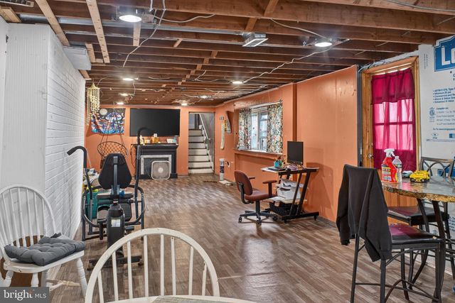 2095 CHURCH RD, York, PA 17408