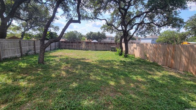 8019 WEVER XING, San Antonio, TX 78250