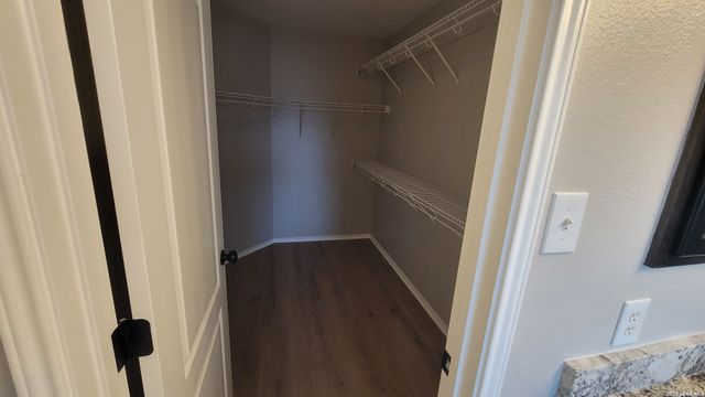 8019 WEVER XING, San Antonio, TX 78250