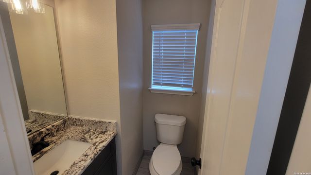 8019 WEVER XING, San Antonio, TX 78250