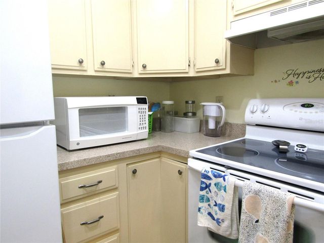 4628 RINGWOOD MEADOW 26, Sarasota, FL 34235