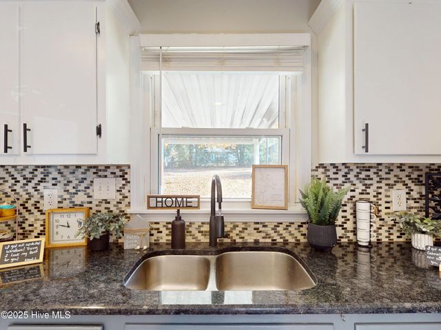 284 Channing Drive, Fayetteville, NC 28303