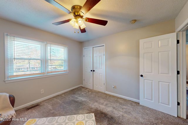 284 Channing Drive, Fayetteville, NC 28303