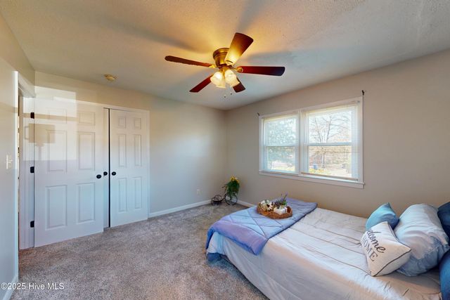 284 Channing Drive, Fayetteville, NC 28303