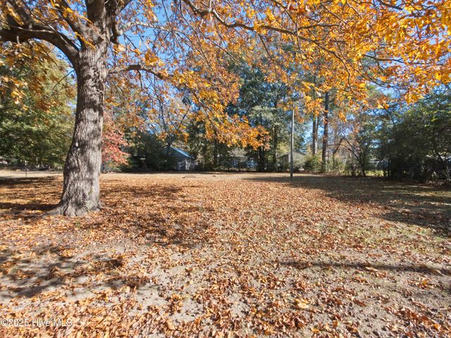 284 Channing Drive, Fayetteville, NC 28303