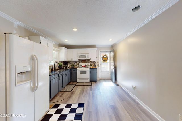 284 Channing Drive, Fayetteville, NC 28303