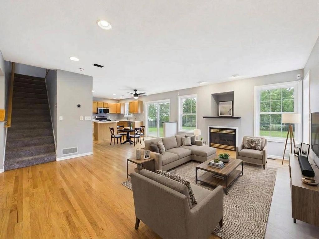 9334 204th Street W, Lakeville, MN 55044 — photo 2