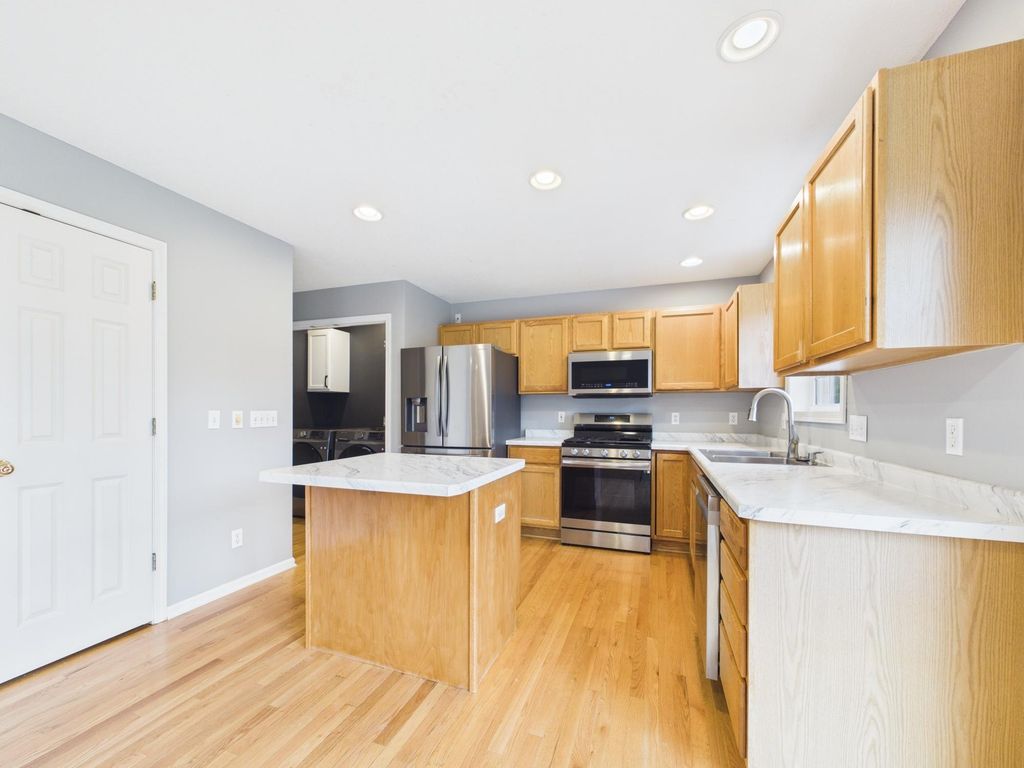 9334 204th Street W, Lakeville, MN 55044 — photo 3