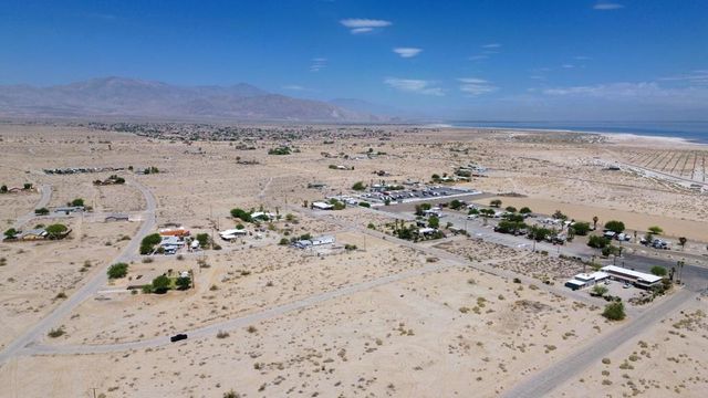 2712 Mirror Lake Avenue, Thermal, CA 92274