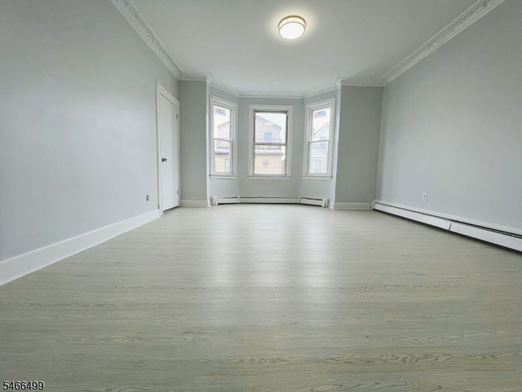226 Patterson St, Harrison Town, NJ 07029 — exterior