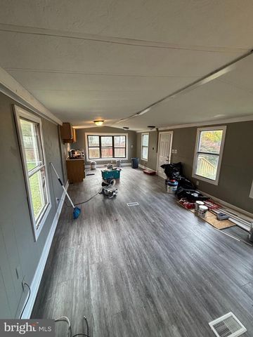 7078 SLABTOWN RD, Waynesboro, PA 17268