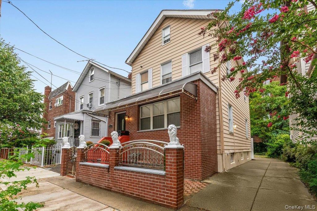 2516 Glebe Avenue, Bronx, NY 10461 — photo 2