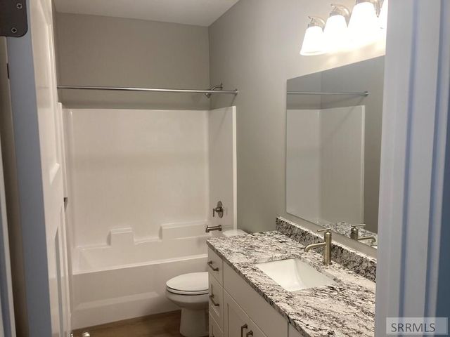 1020 Harris Loop, Blackfoot, ID 83221