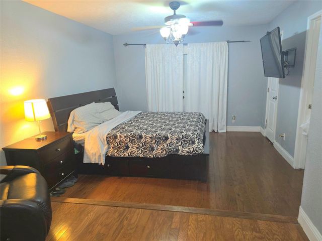 11703 Teaneck Drive, Houston, TX 77089