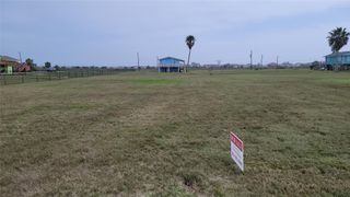 4003 2nd Street, Galveston, TX 77554