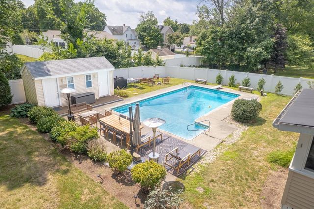 90 Crickett Road, Brockton, MA 02301