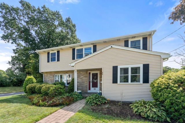 90 Crickett Road, Brockton, MA 02301