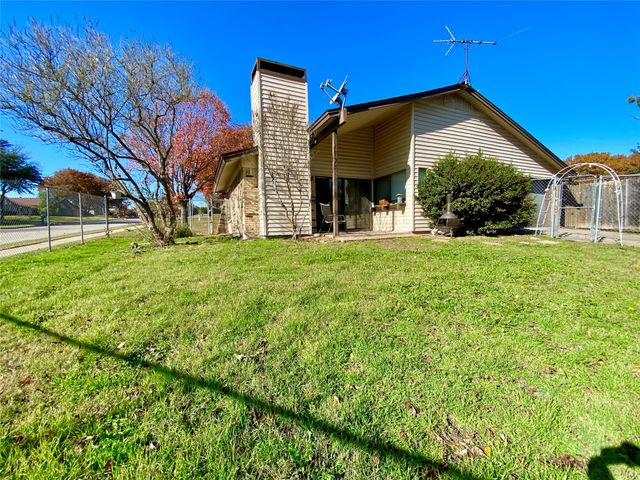 1700 Crystal Way, Plano, TX 75074