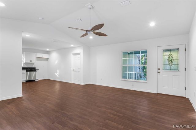 21 River Trail Drive, Inglis, FL 34449