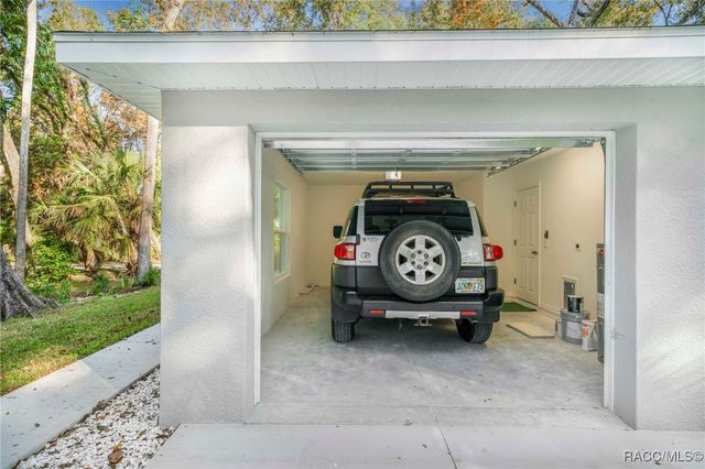 21 River Trail Drive, Inglis, FL 34449