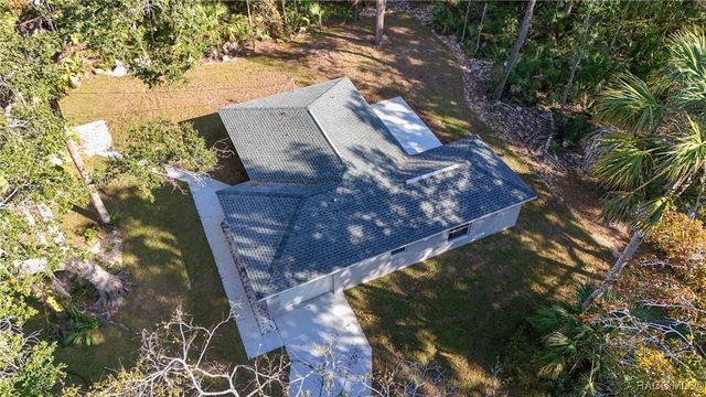 21 River Trail Drive, Inglis, FL 34449