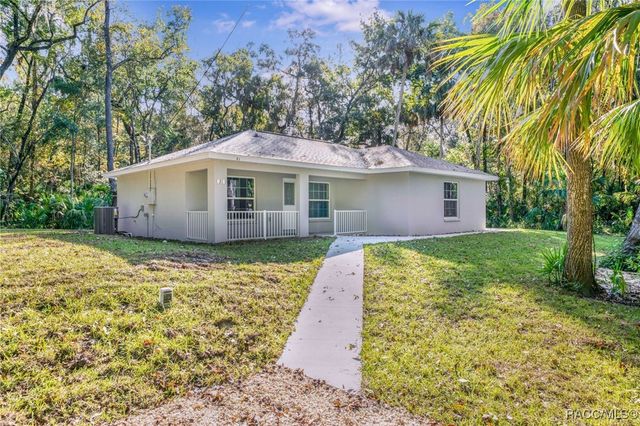 21 River Trail Drive, Inglis, FL 34449