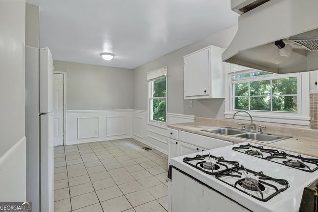 1822 Giben Road, Atlanta, GA 30315