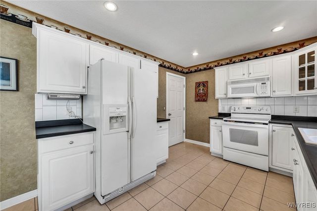 63 Niagara Shore Drive, Tonawanda, NY 14150