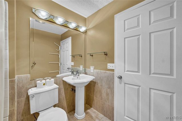 63 Niagara Shore Drive, Tonawanda, NY 14150