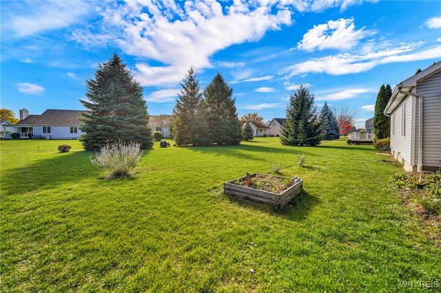 63 Niagara Shore Drive, Tonawanda, NY 14150