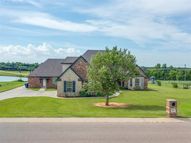 935 Silver Chase Drive, Choctaw, OK 73020