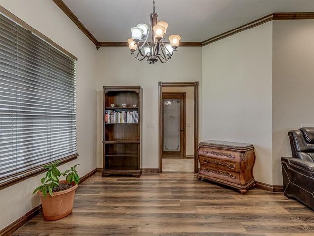 935 Silver Chase Drive, Choctaw, OK 73020
