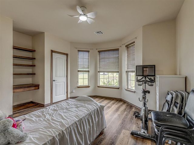 935 Silver Chase Drive, Choctaw, OK 73020