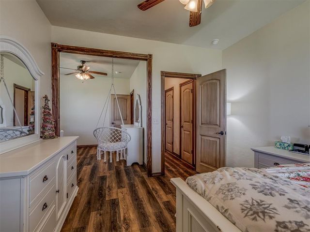 935 Silver Chase Drive, Choctaw, OK 73020