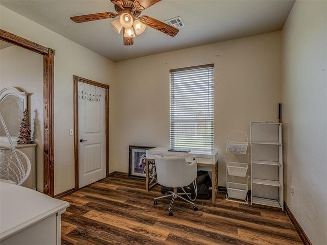 935 Silver Chase Drive, Choctaw, OK 73020