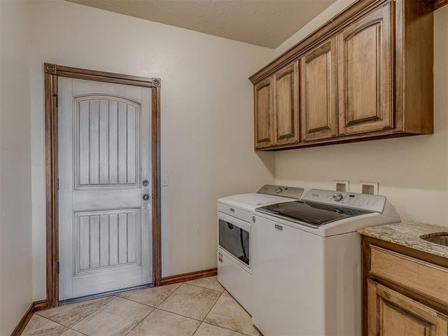 935 Silver Chase Drive, Choctaw, OK 73020