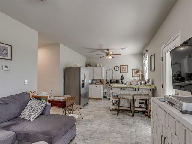 935 Silver Chase Drive, Choctaw, OK 73020