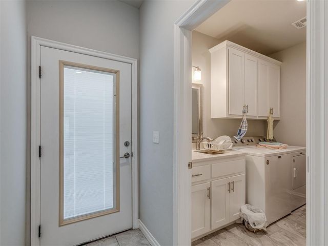 935 Silver Chase Drive, Choctaw, OK 73020