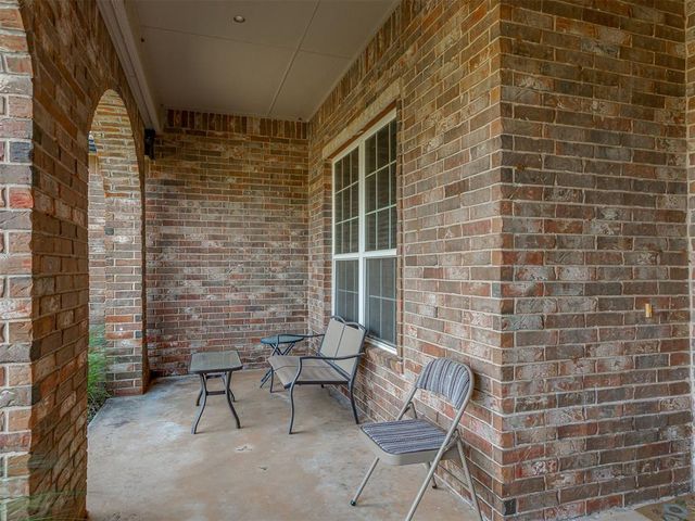 935 Silver Chase Drive, Choctaw, OK 73020