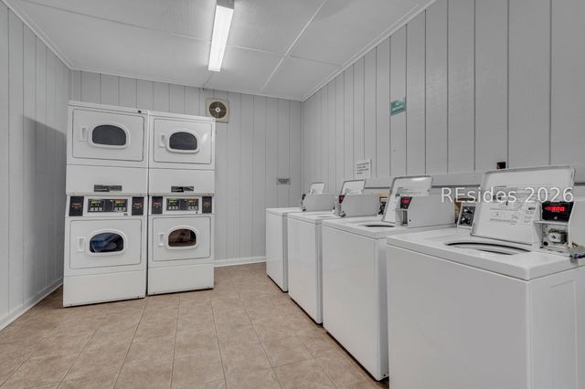 40 Folly Field Rd Apt B344, Hilton Head Island, SC 29928