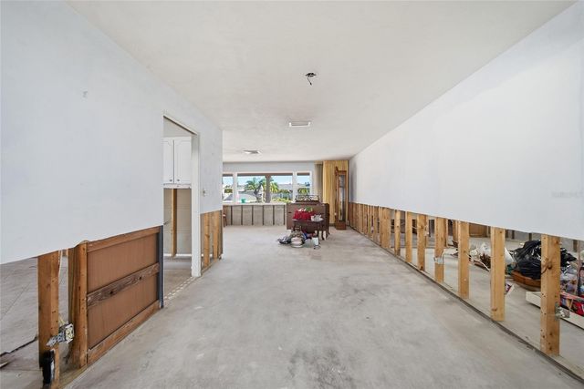 4 BELLEVUE DRIVE, Treasure Island, FL 33706